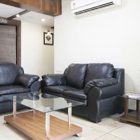 Hotel Aaram Orchard Ahmedabad Eksteriør bilde