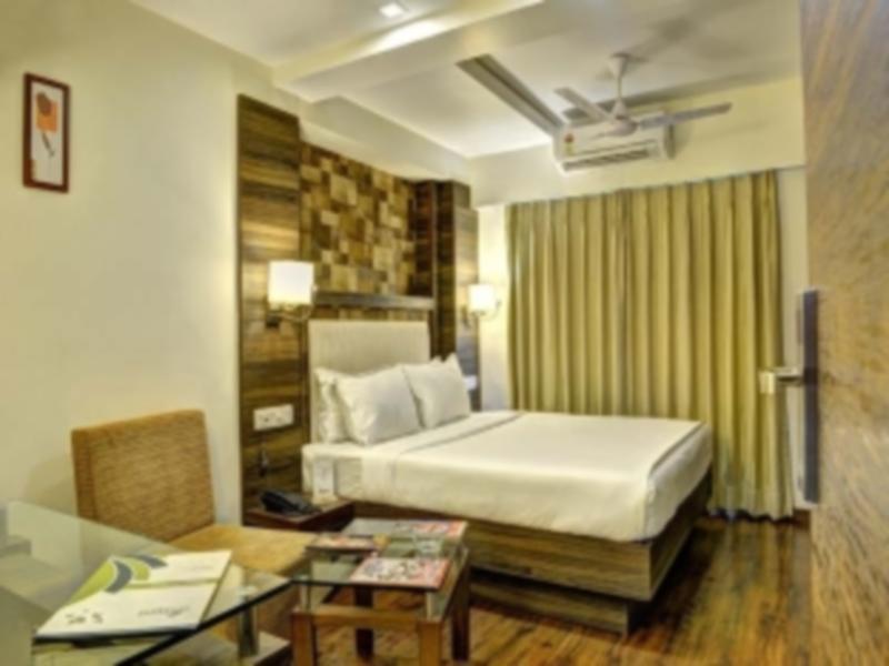 Hotel Aaram Orchard Ahmedabad Eksteriør bilde