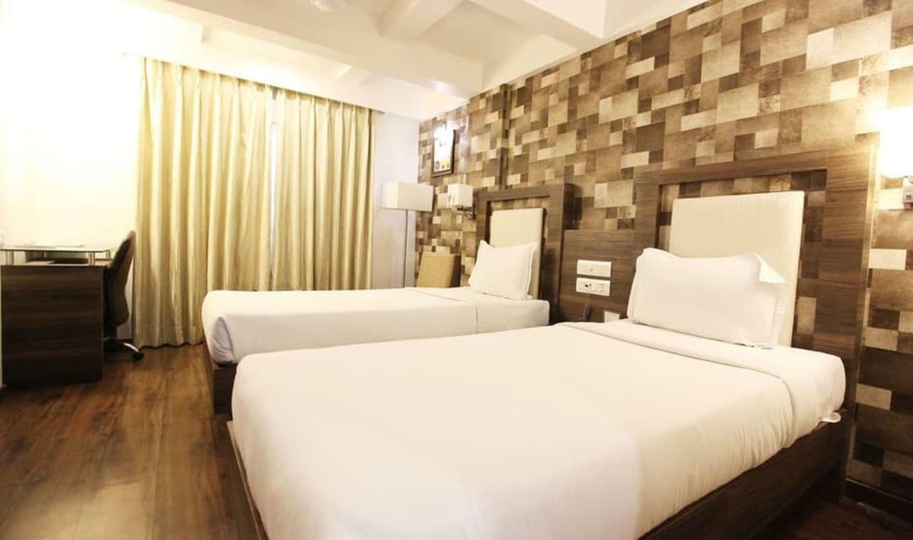 Hotel Aaram Orchard Ahmedabad Eksteriør bilde
